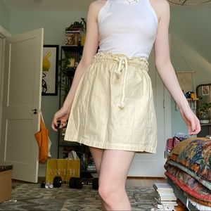Rope waist, khaki skirt
